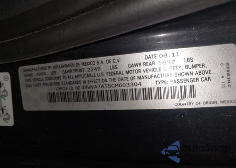 2012 Volkswagen Beetle 2.0T Turbo Launch Edition z USA, uszkodzony, nr VIN 3VWVA7AT5CM603304